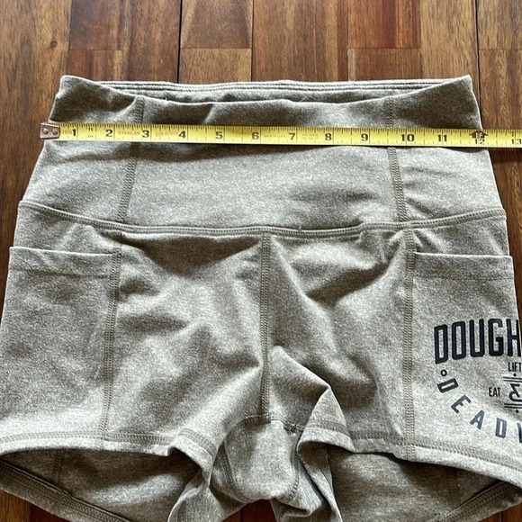 Doughnuts and deadlifts shorts - Picture 6 of 8